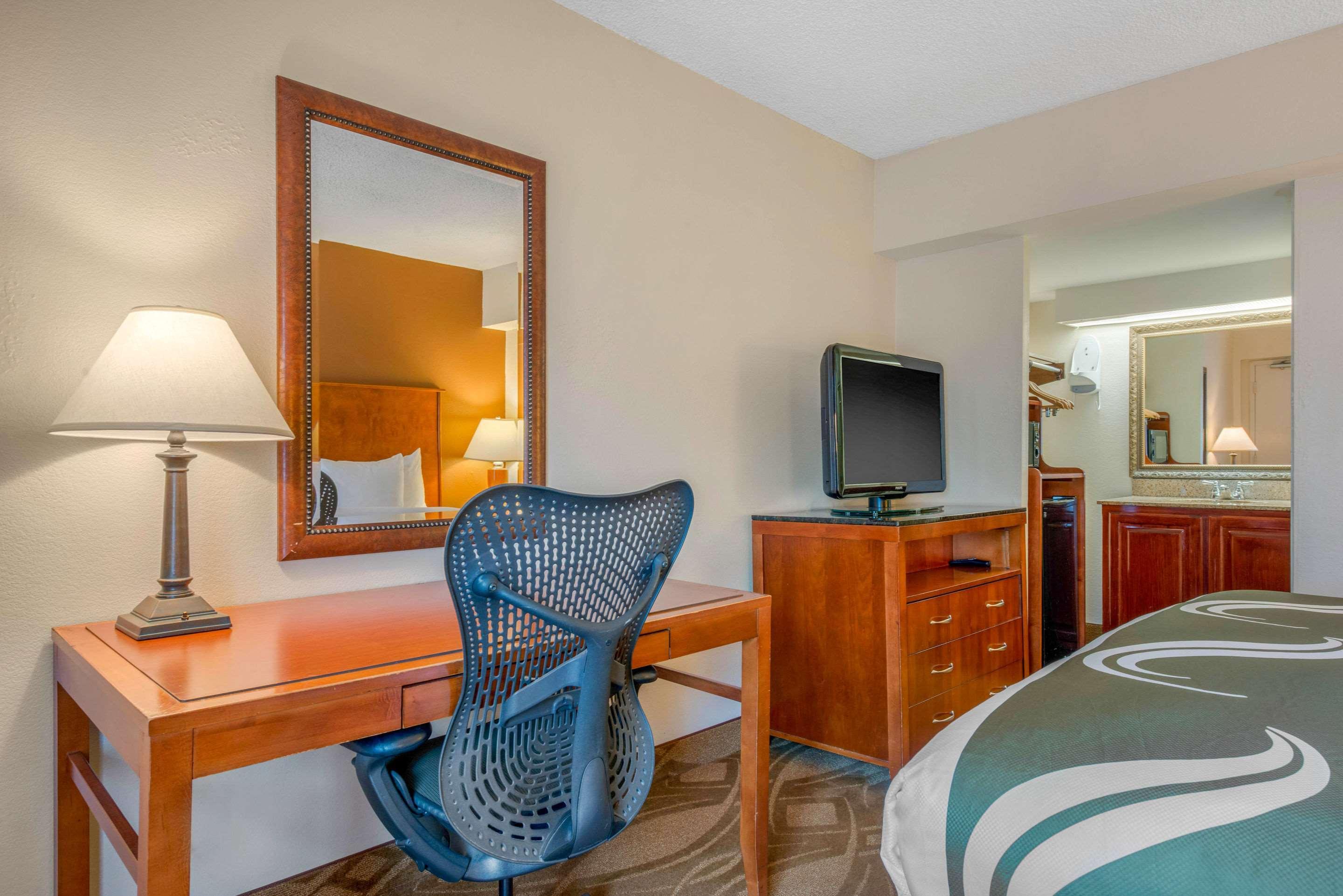 Quality Inn Savannah Historic District Kültér fotó