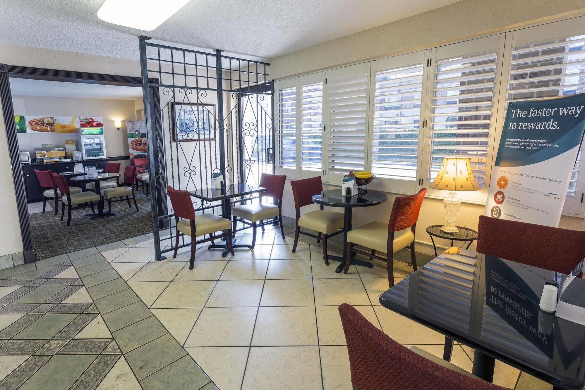 Quality Inn Savannah Historic District Kültér fotó