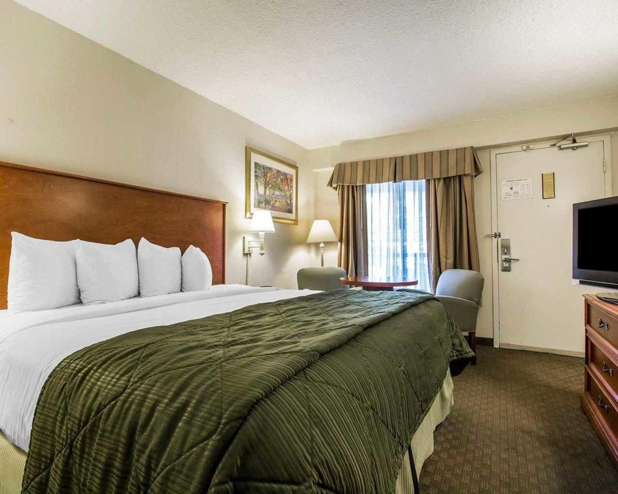 Quality Inn Savannah Historic District Kültér fotó